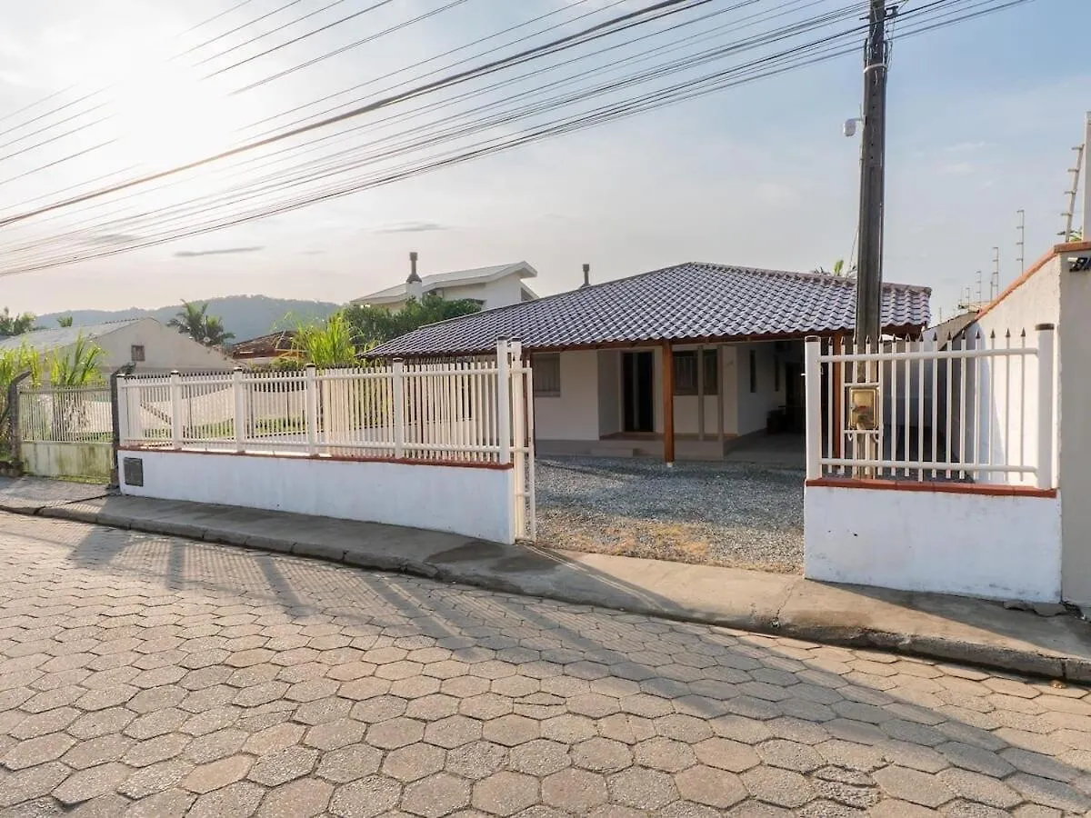 Ampla Casa De Veraneio Excelente Localizacao Navegantes